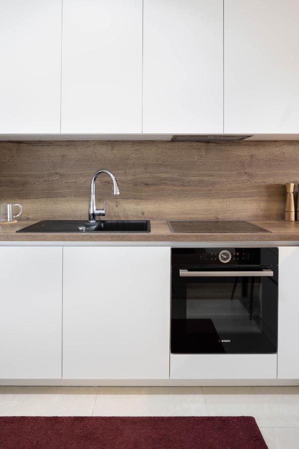 Stylish 2Bdr Apartment- Free Garage Zagreb Bagian luar foto
