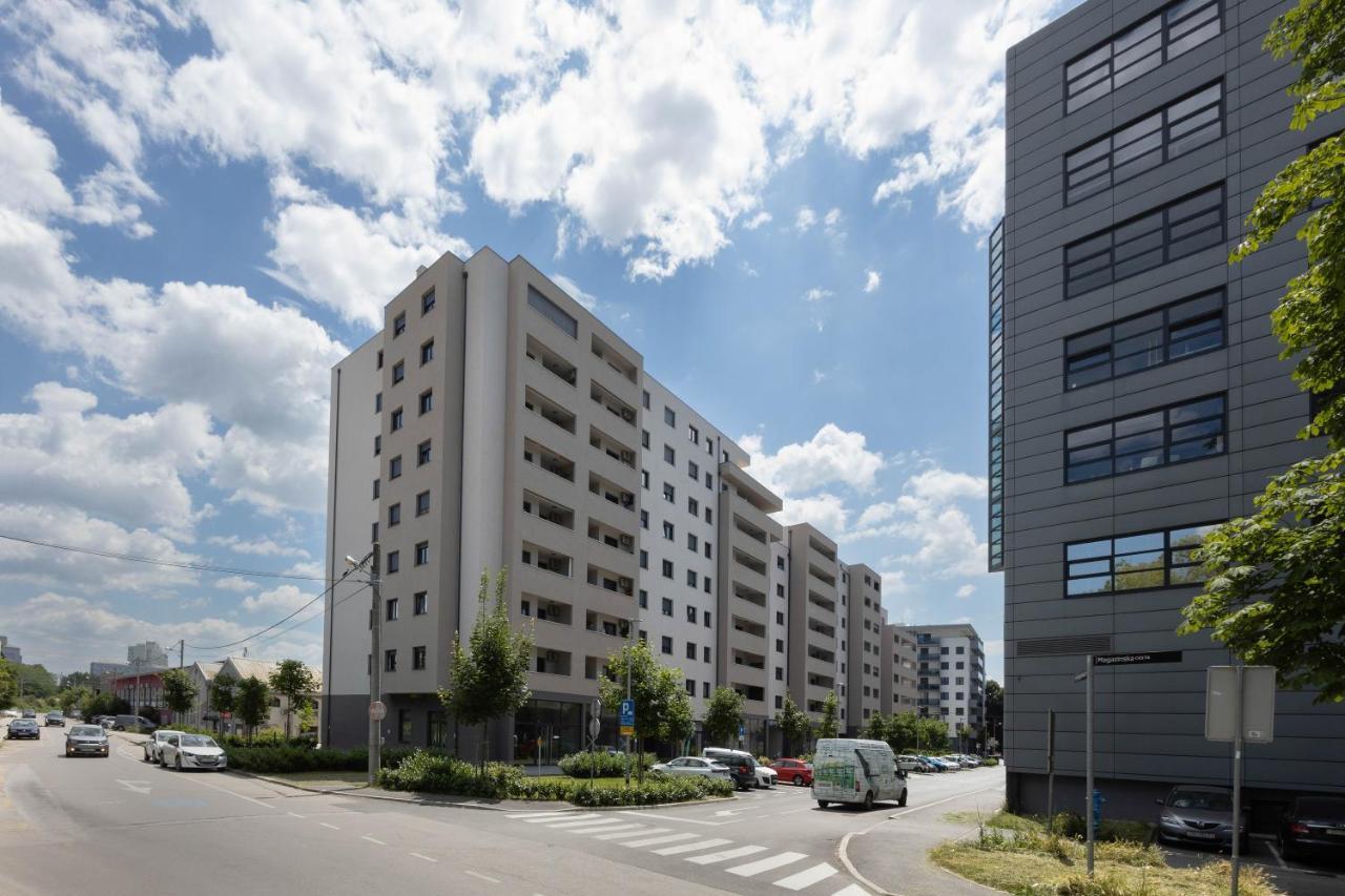 Stylish 2Bdr Apartment- Free Garage Zagreb Bagian luar foto