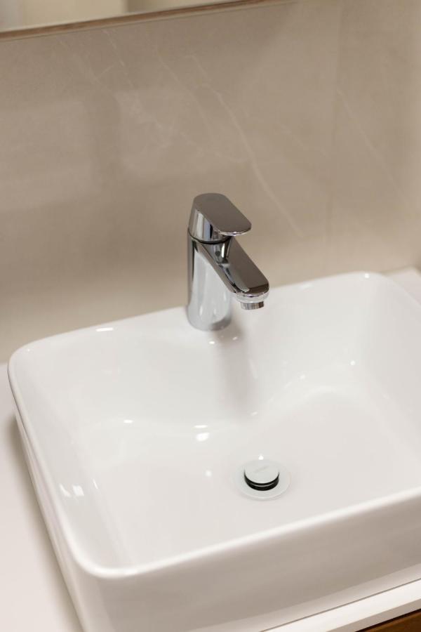 Stylish 2Bdr Apartment- Free Garage Zagreb Bagian luar foto