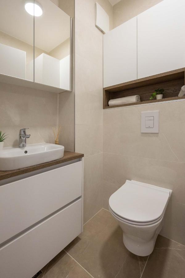 Stylish 2Bdr Apartment- Free Garage Zagreb Bagian luar foto