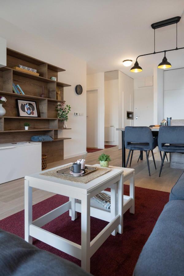 Stylish 2Bdr Apartment- Free Garage Zagreb Bagian luar foto
