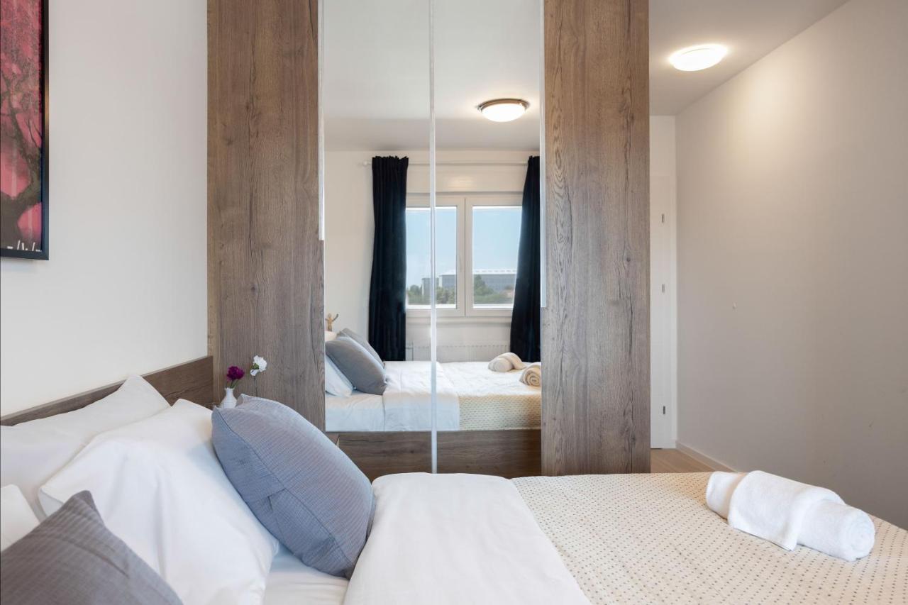 Stylish 2Bdr Apartment- Free Garage Zagreb Bagian luar foto